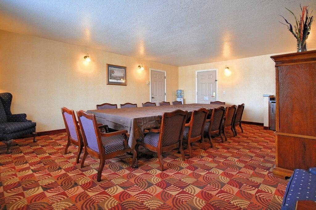 Comfort Suites Red Bluff Near I-5 Экстерьер фото