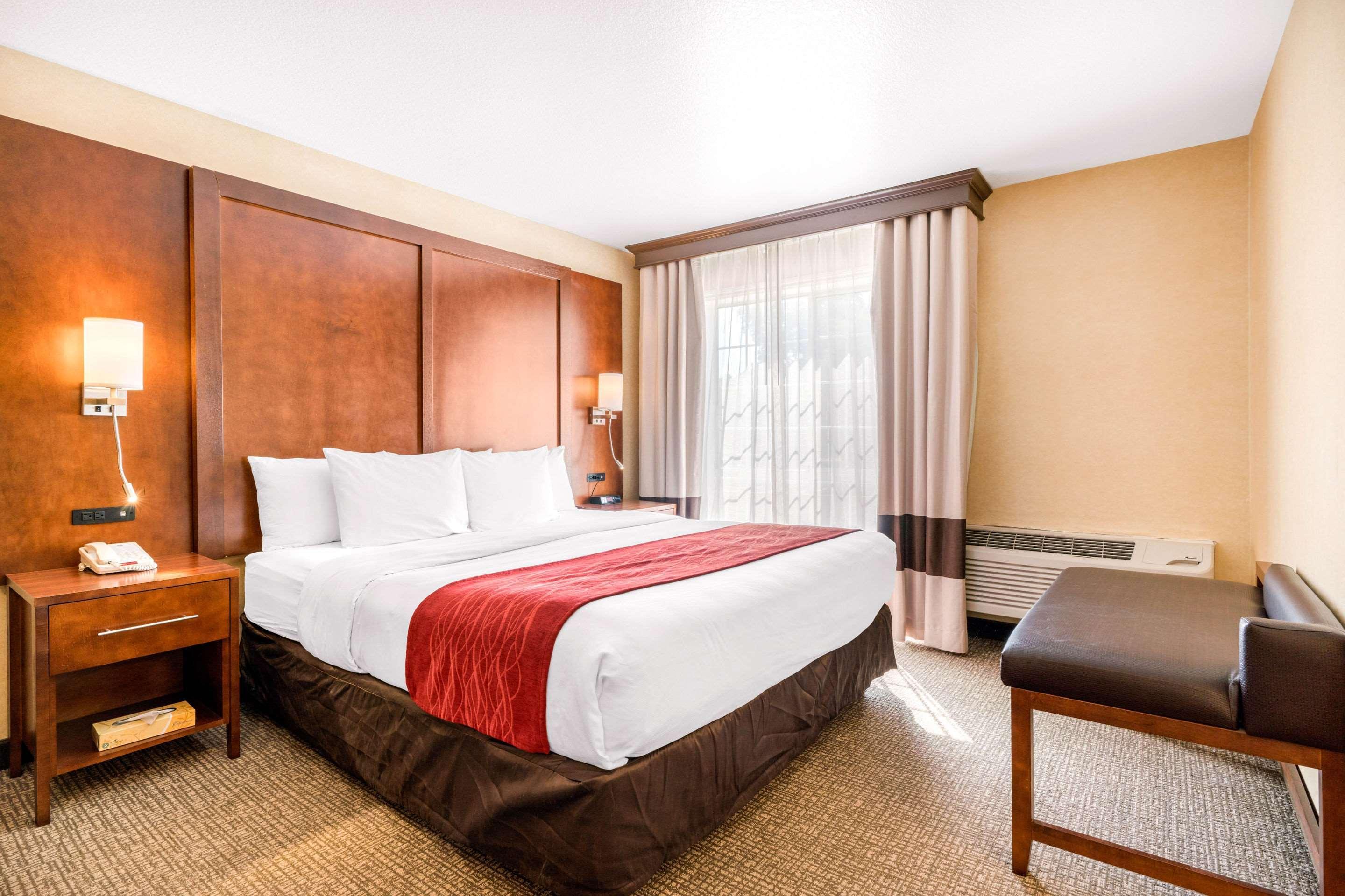 Comfort Suites Red Bluff Near I-5 Экстерьер фото