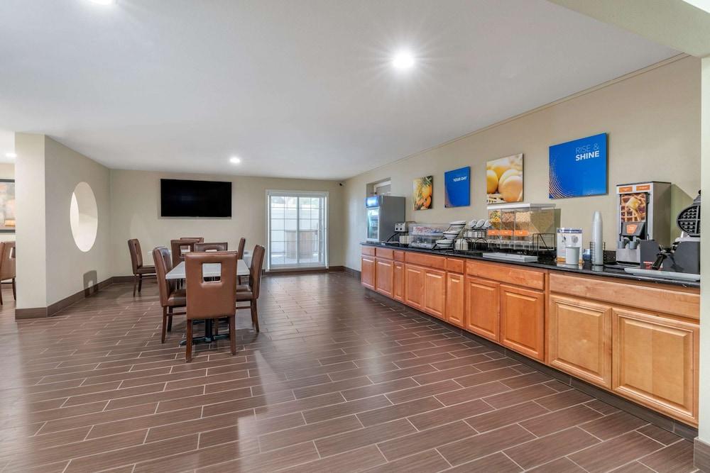 Comfort Suites Red Bluff Near I-5 Экстерьер фото