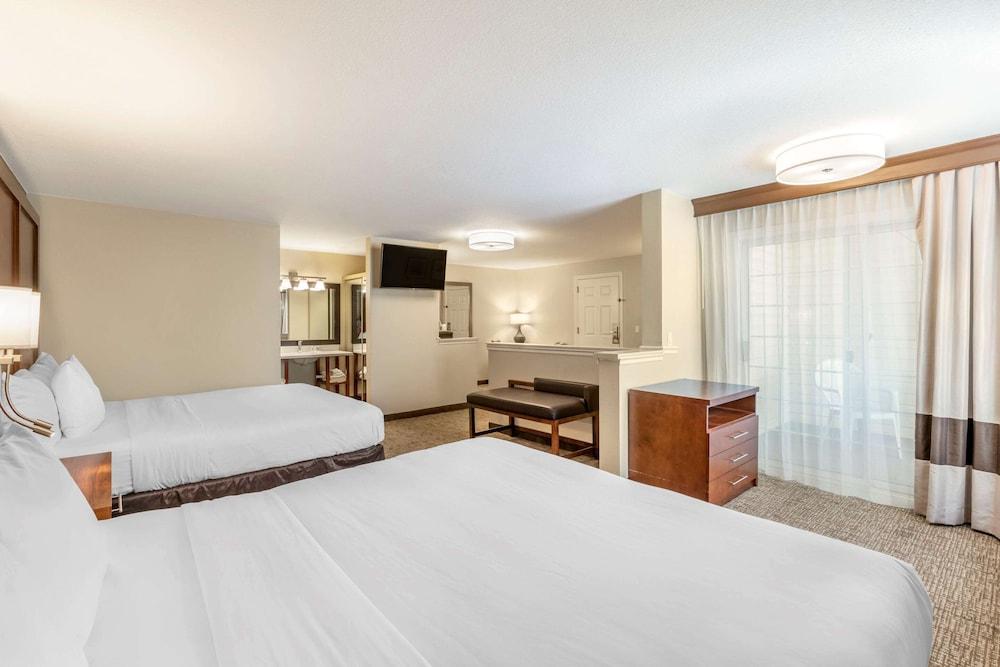 Comfort Suites Red Bluff Near I-5 Экстерьер фото